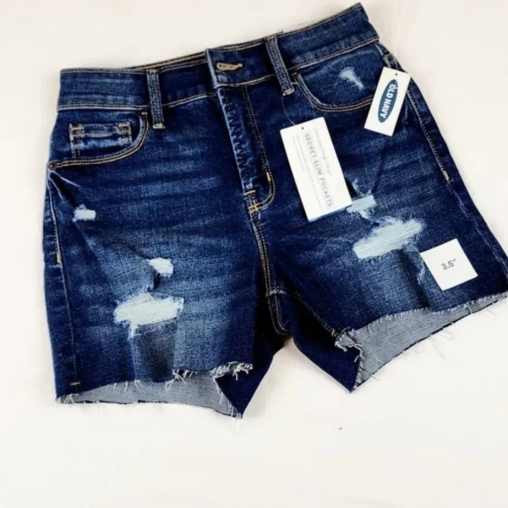 Old navy blue high rise distressed jeans shorts Size 0